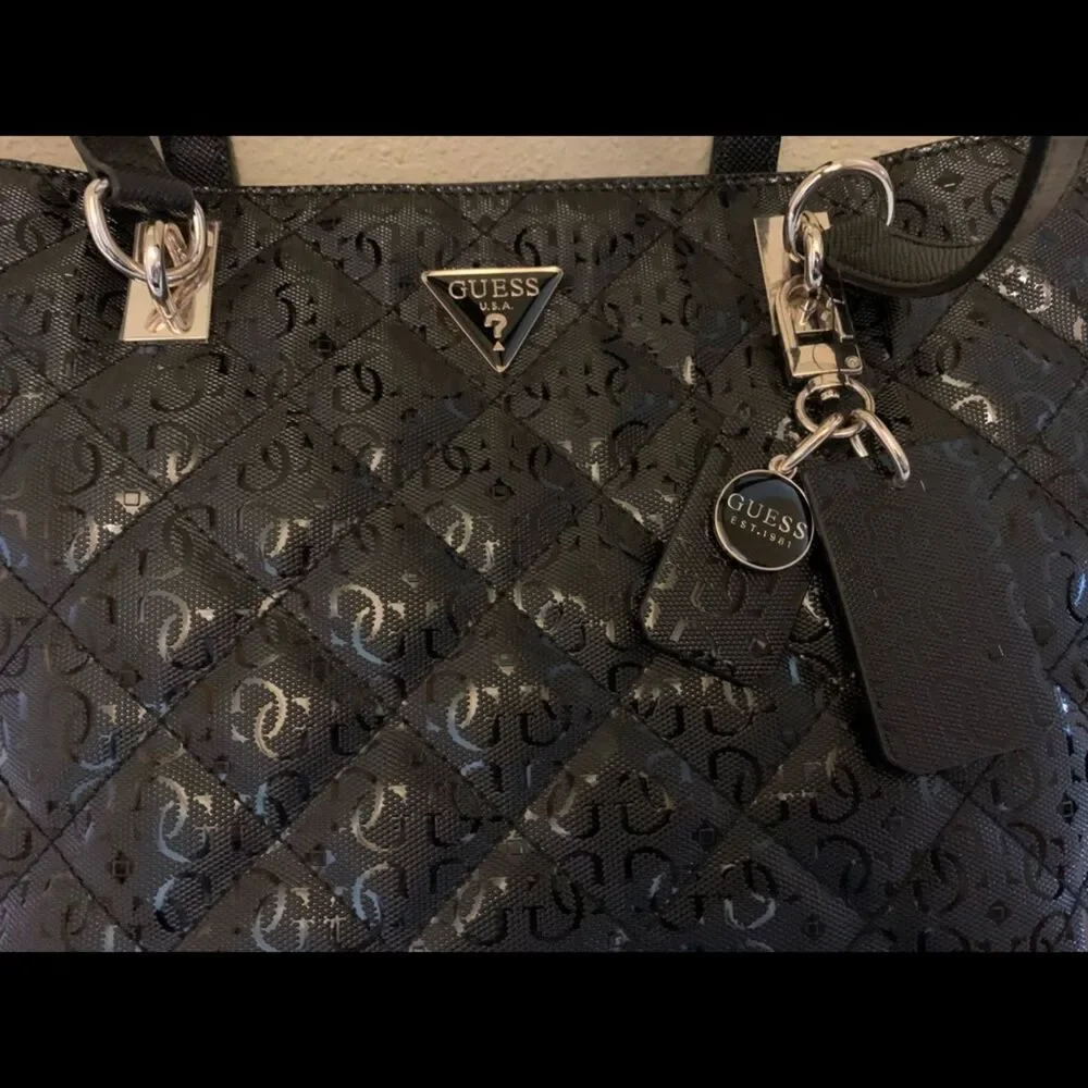 GUESS Black Quilted Logo Tote Bag NWOT Monogram Patent Shoulder Bag